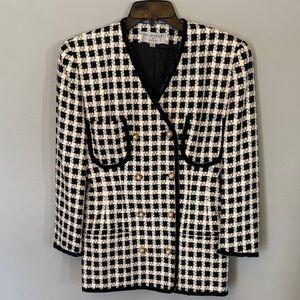 Chic Vintage Women's Black and White Checkered Blazer Michii Moon for Sanyo